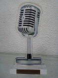 trofeo homenaje microfono